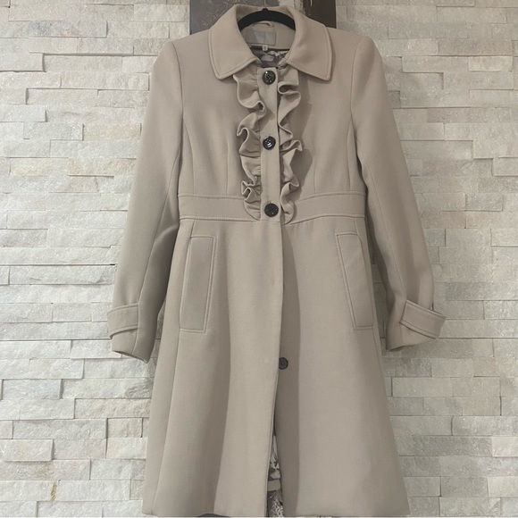 H&M Medium Length Size 6 Light Grey Coat - Picture 6 of 9